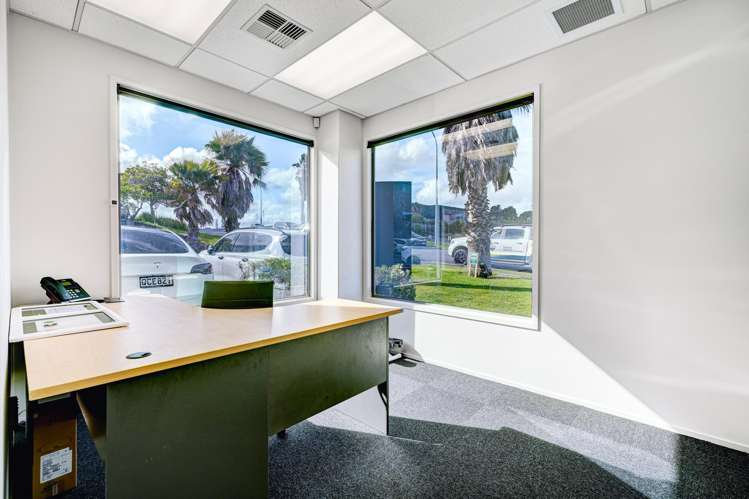 1A/3 Ceres Court Rosedale_11