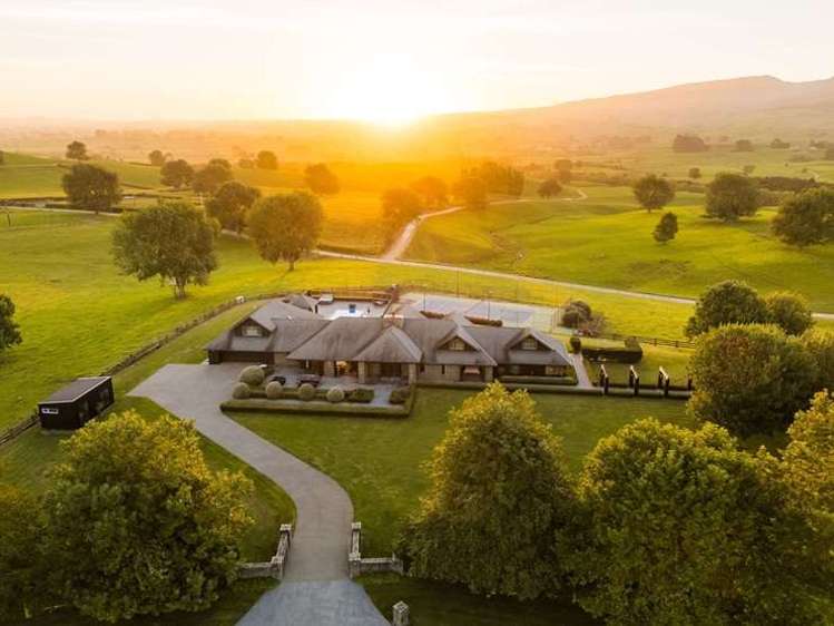 YouTube star’s Kiwi bolthole gets a surprise price tag after zero ‘likes’ at auction