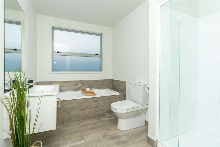 6 Wyrall Way Chartwell_18