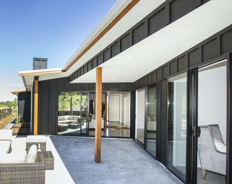 18 Laly Haddon Place Matakana_14