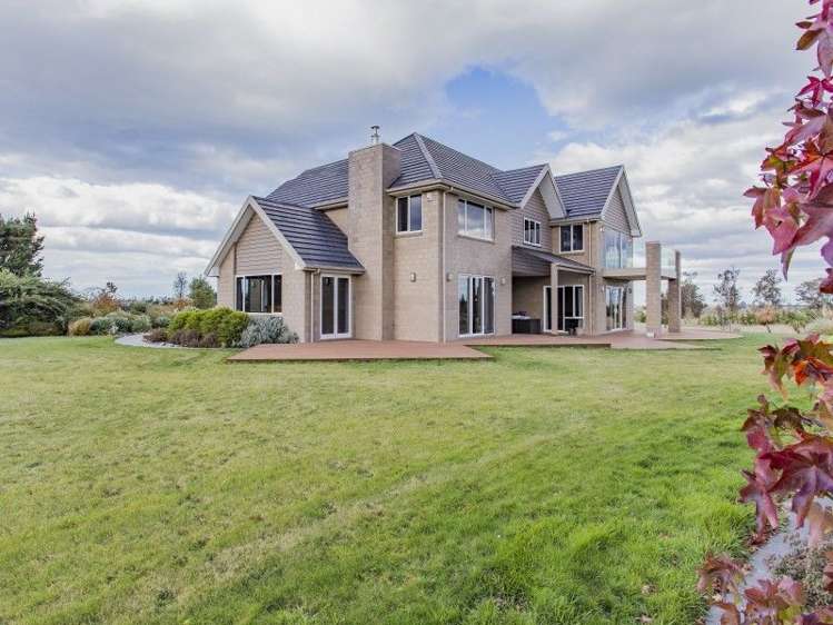 56 Davis Road Cust_27