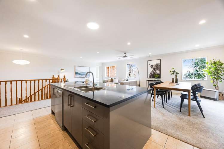 54 Leafield Crescent Henderson_5
