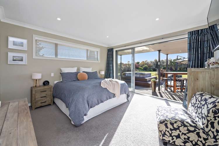 70 Stott Drive Darfield_19