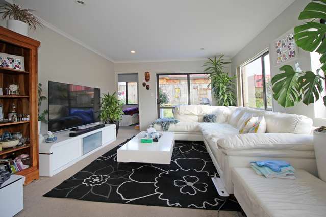 98d Naylors Drive Mangere_2