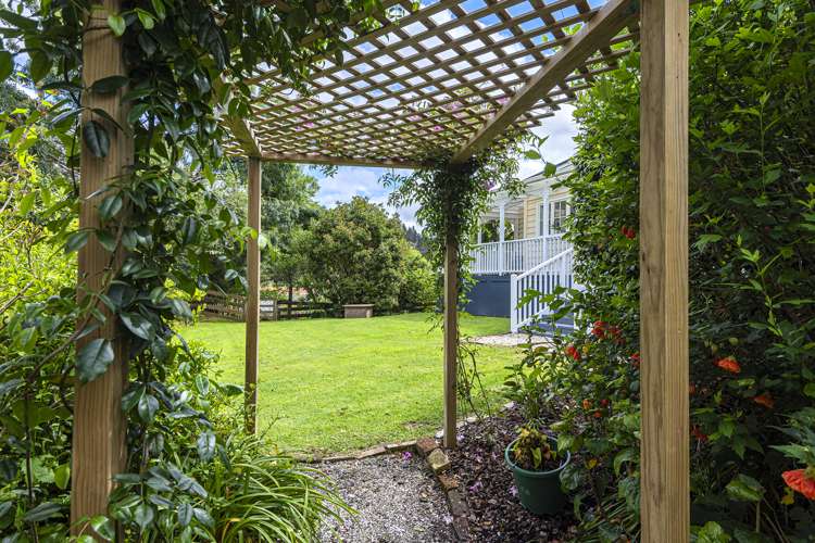 5 Hook Road Paparoa_36