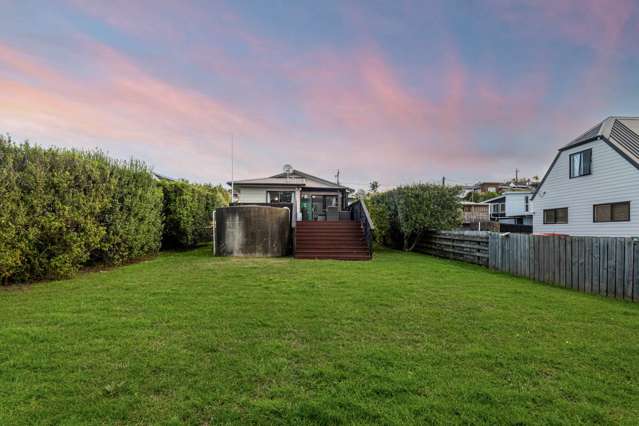 32 Holiday Road Stanmore Bay_3