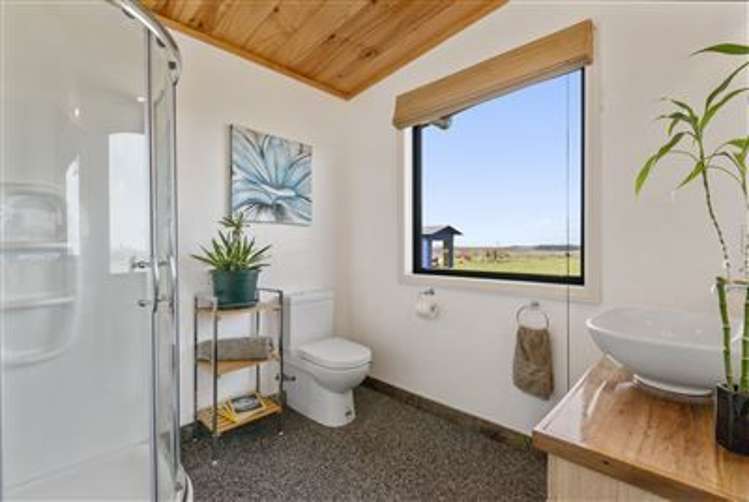 1629 Thongcaster Road Oxford_10