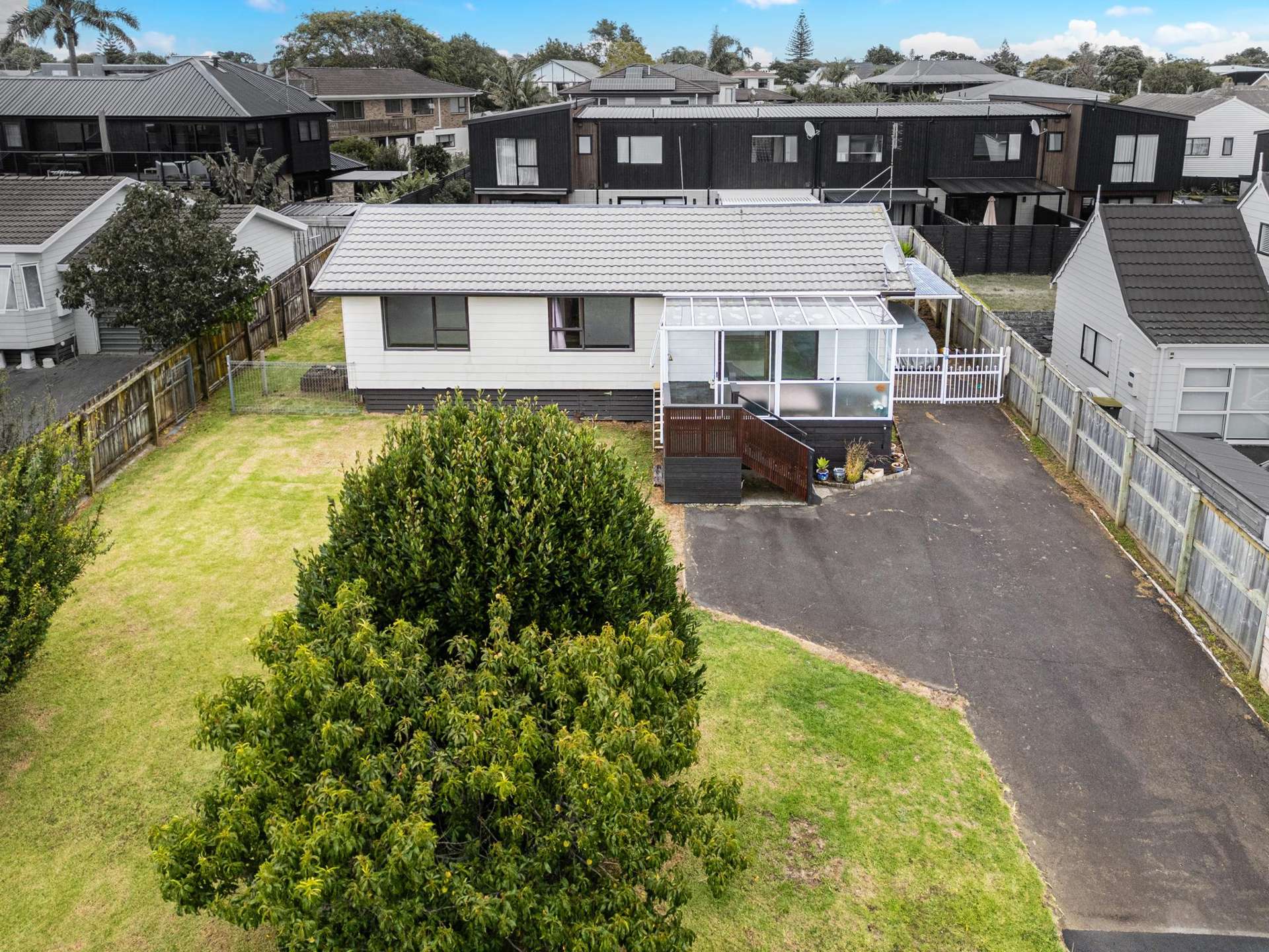 2/57 Kiwi Esplanade Mangere Bridge_0