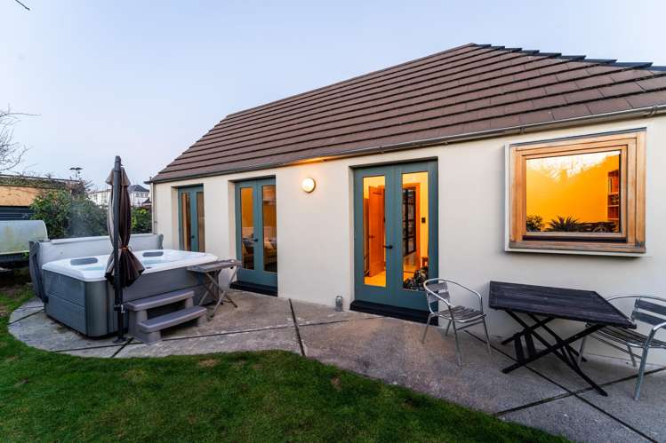 13 Wilson Avenue St Clair_44