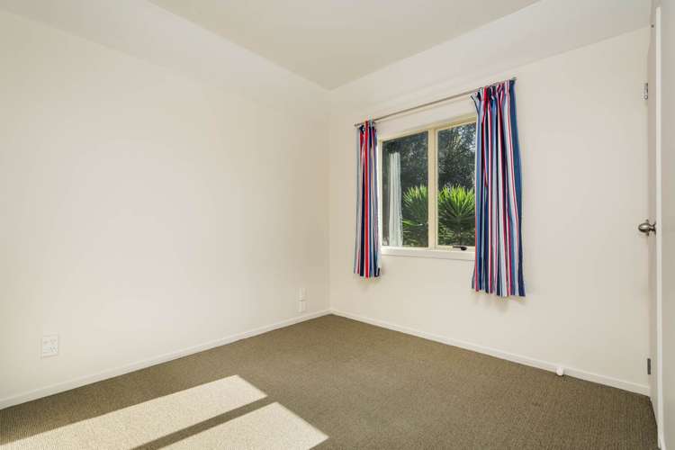 1/20 Fields Parade Oteha_8