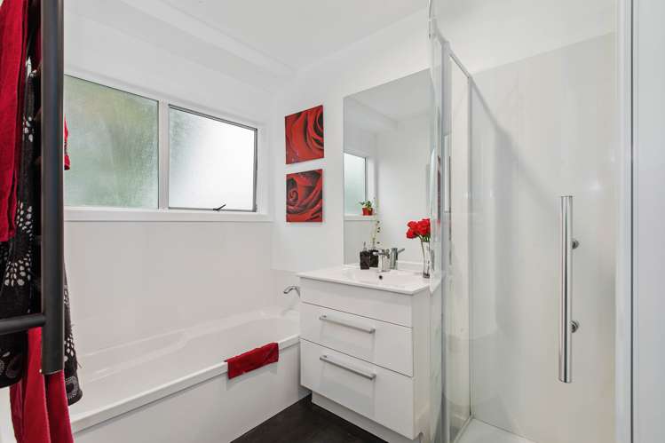 8 Karina Place Glen Eden_6