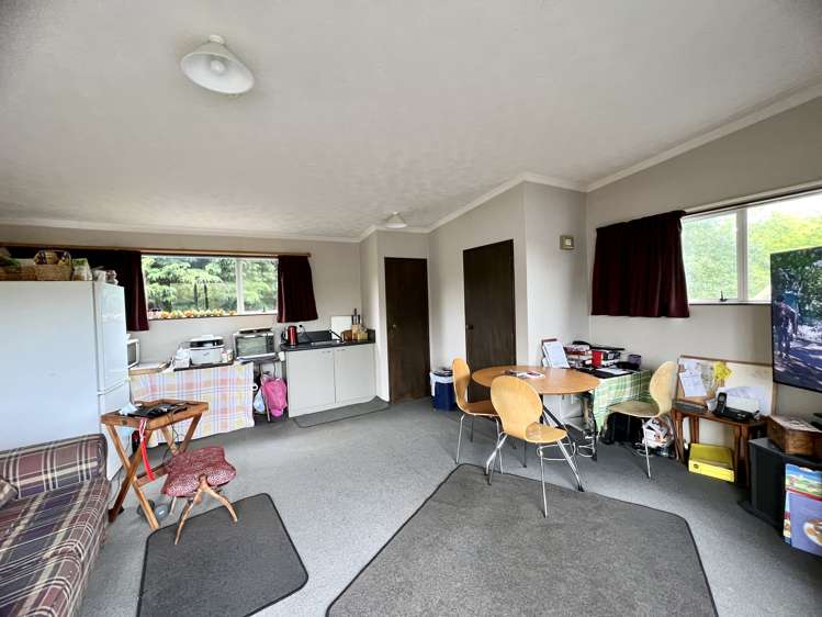 203 Curran Road Otatara_16