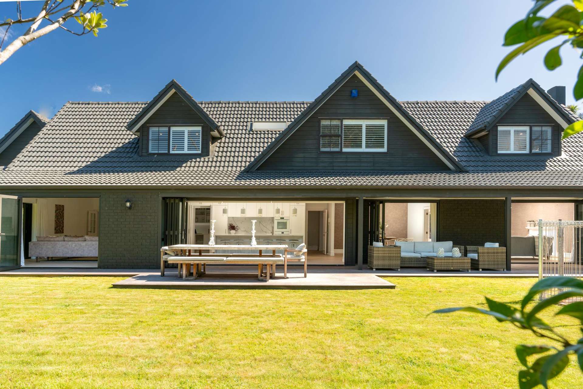 5 Lavinia Grove Waikanae Beach_0