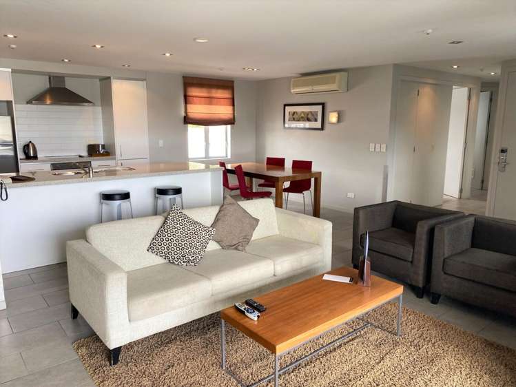 29/98 Marsden Road_0