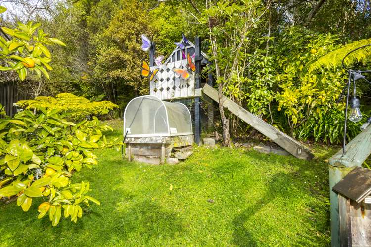 6 Hobbit Lane Pinehaven_22