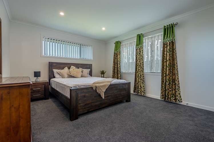 191 Pacific Drive Fitzherbert_6