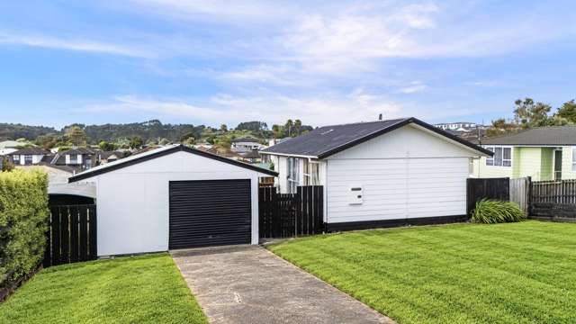 Small Town Charm - 736sqm of Opportunity!