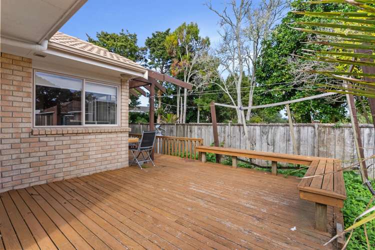 2 Matata Street Blockhouse Bay_15