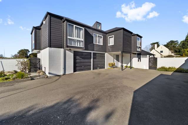 Spacious family living with exciting potential
