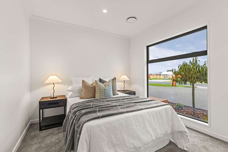 17 Knighton Drive West Melton_26