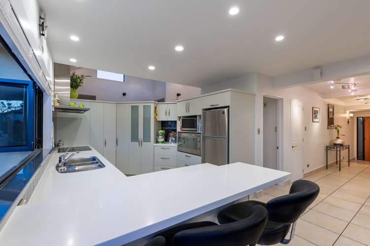 8 Di Pierri Way The Wood_8