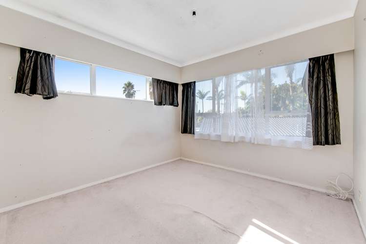 28 Doment Crescent Orewa_9