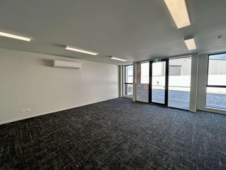 6 and 7/9 Harvest Road Cromwell_9