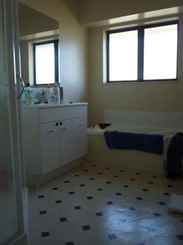 2 Yarrow Lane Papakura_2