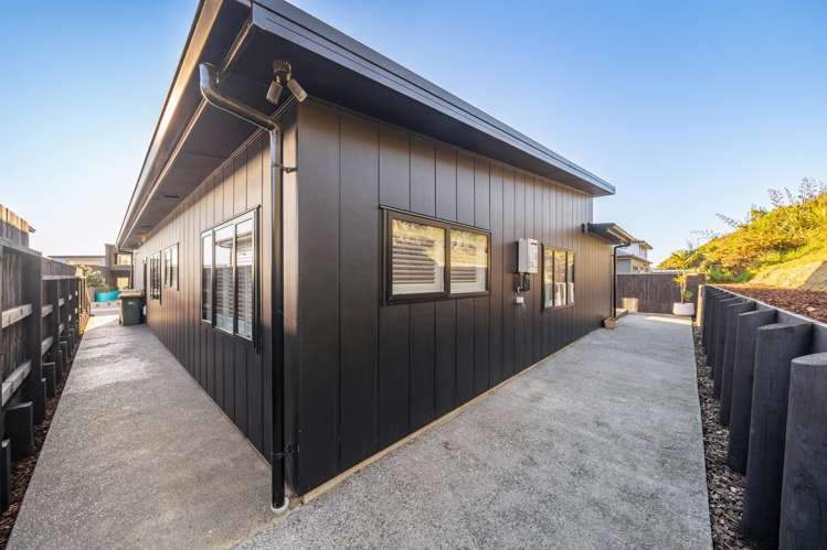 12 Kaiaho Close Aotea_31