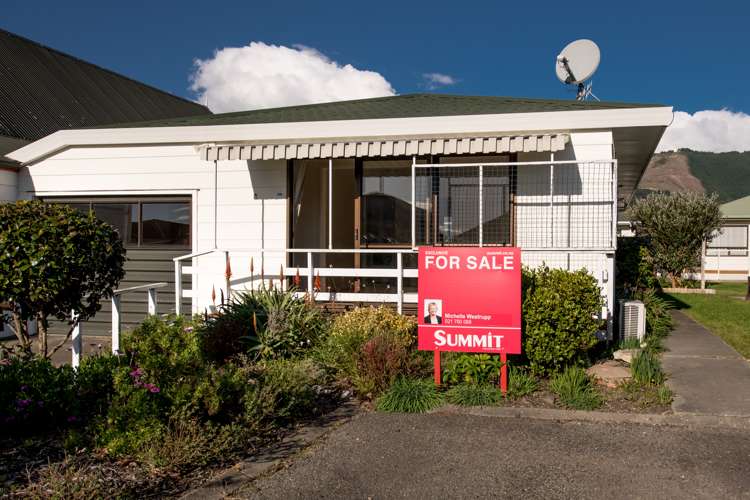 8 Dellwood Green Richmond_18