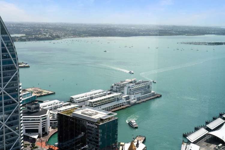 5203/10 Commerce Street City Centre_38