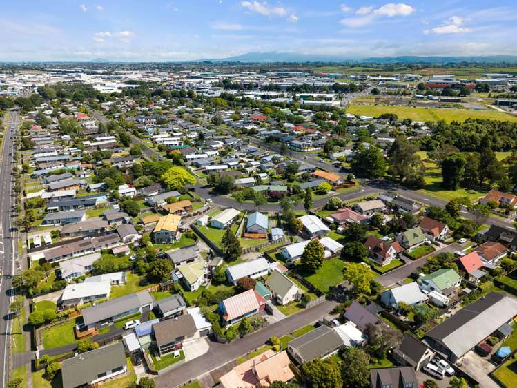 40 Elmwood Crescent Pukete_18