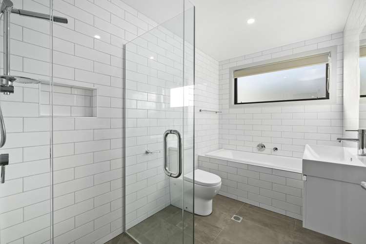 17 Lauder Street Dalefield/Wakatipu Basin_13