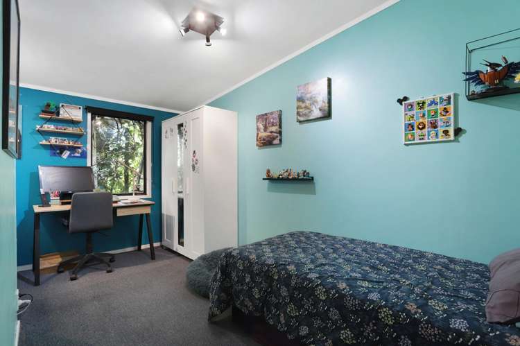 828 West Coast Road Oratia_11