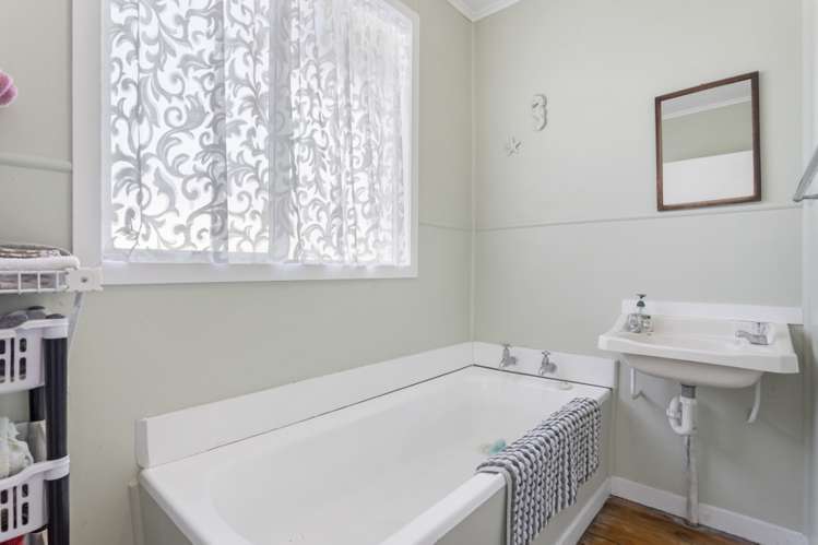 319 Barrowclough Road Whangamata_8