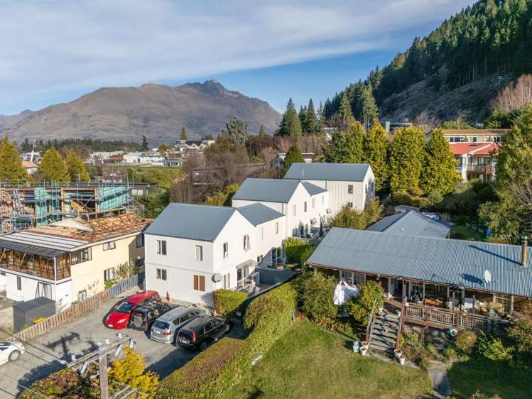 5/30 Fryer Street Queenstown_20