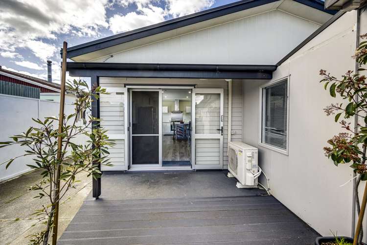 905 Ferguson Street Akina_12