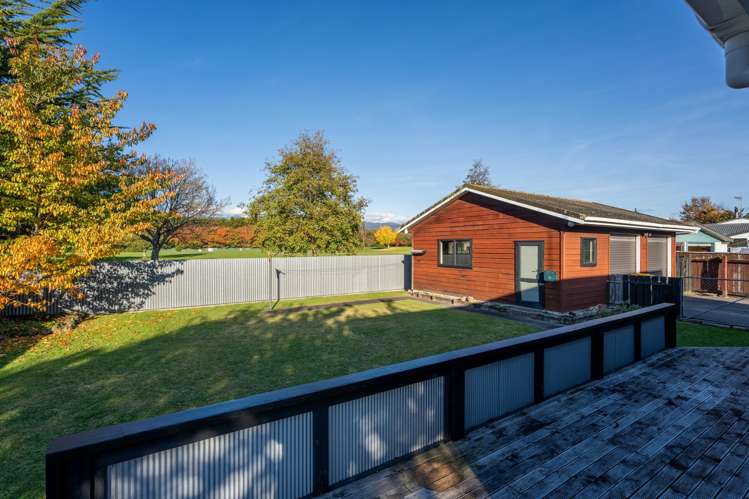 5 Broadbelt Grove Levin_20