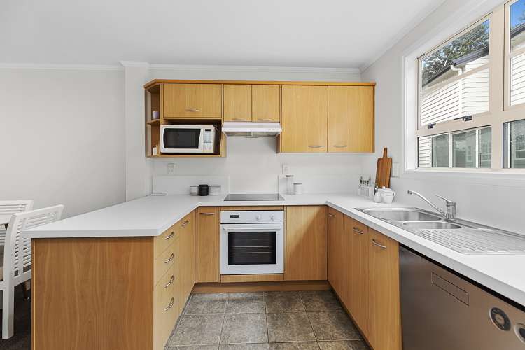 12b Glenmore Street Thorndon_3