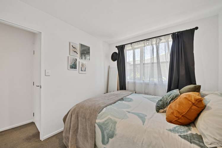 2/9 Cameron Street Sydenham_13