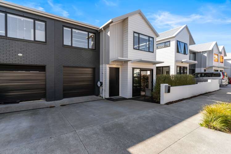 15 Seafarer Crescent Stanmore Bay_31