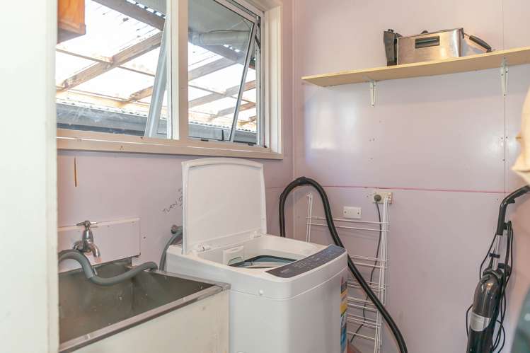 5 Feary Crescent Takaka_16