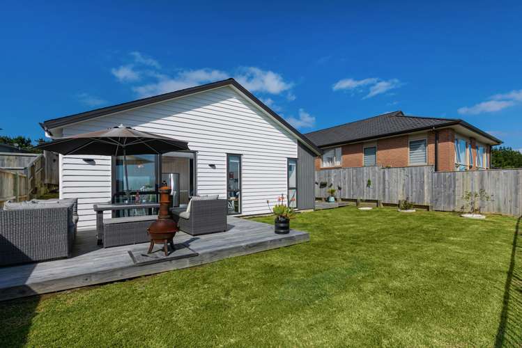 25 Resolution Drive Gulf Harbour_13