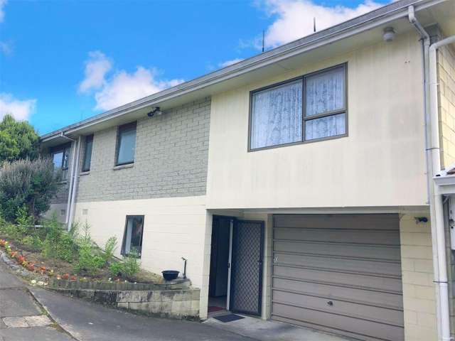 Low maintenance, quiet and conveniently close to town!