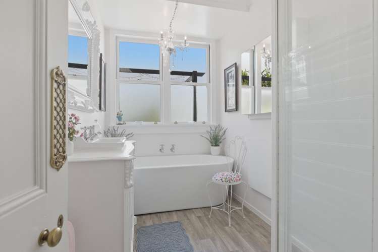 44 Buller Street New Plymouth_23