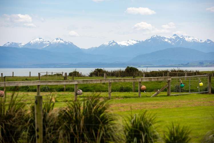 5 Surrey Street Orepuki_23