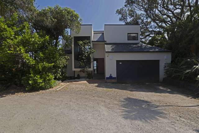 90 Domain Crescent Muriwai_1