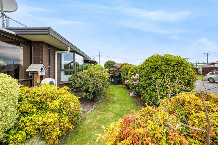 2/2 Burnridge Place Belfast_16