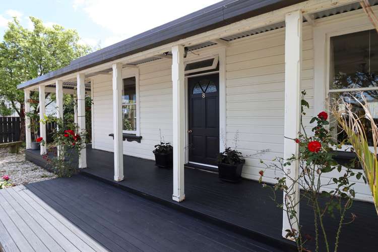 8 Victoria Street Carterton_17