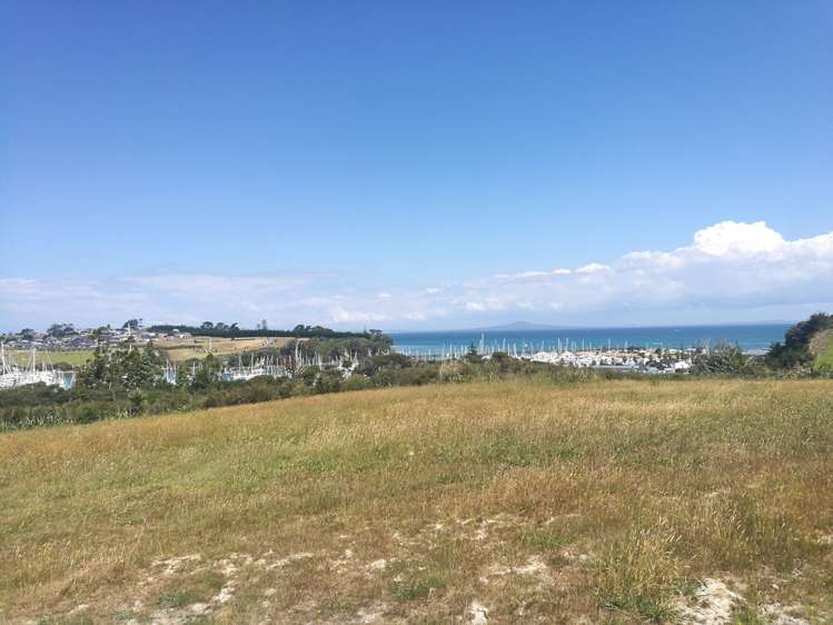 5 Laguna Place Matakatia_5